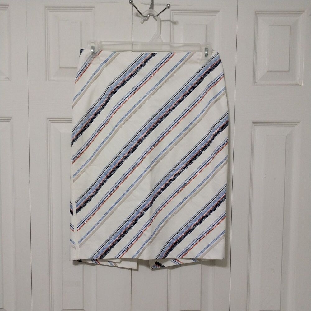 White House Black Market Pencil Skirt 6 Textured Striped Beaded